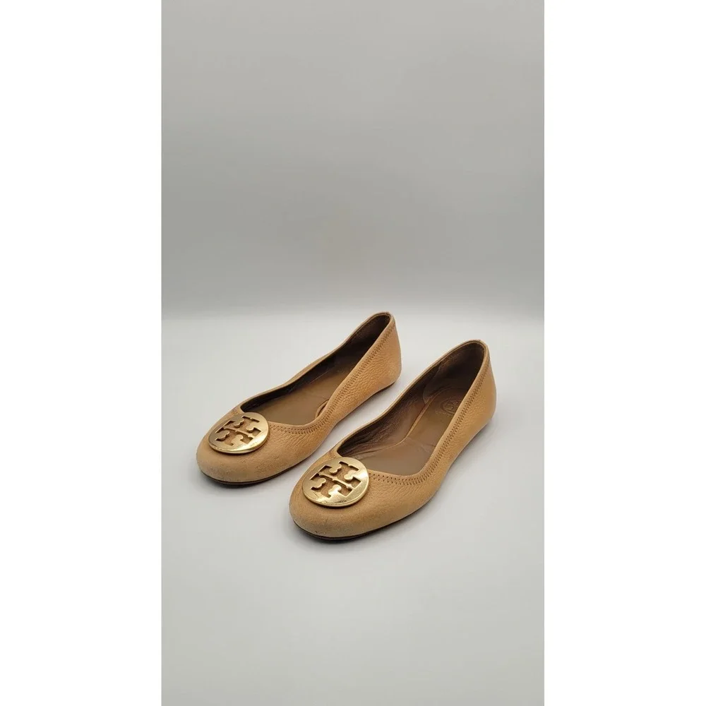 Tory Burch Reva Women's Ballet Flats 8M Tan Pebbled Leather Gold Logo